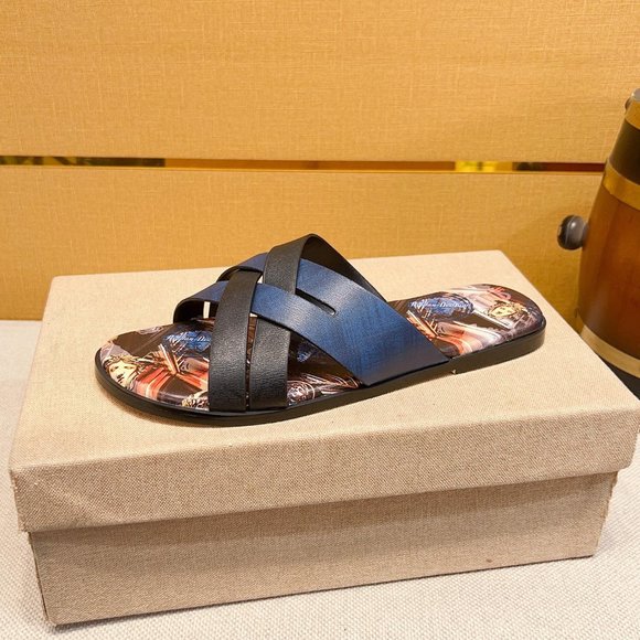Versace 2023 official website new casual fashion slippers main image 8